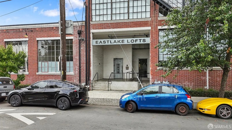 1018 4th Ave in Oakland, CA - Building Photo