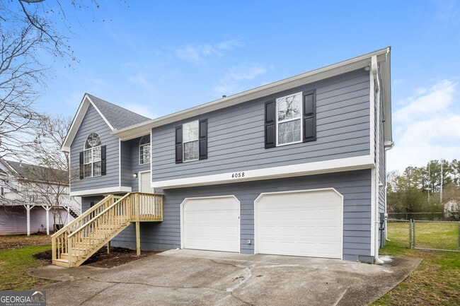 4058 Five Oaks Ct in Powder Springs, GA - Building Photo - Building Photo