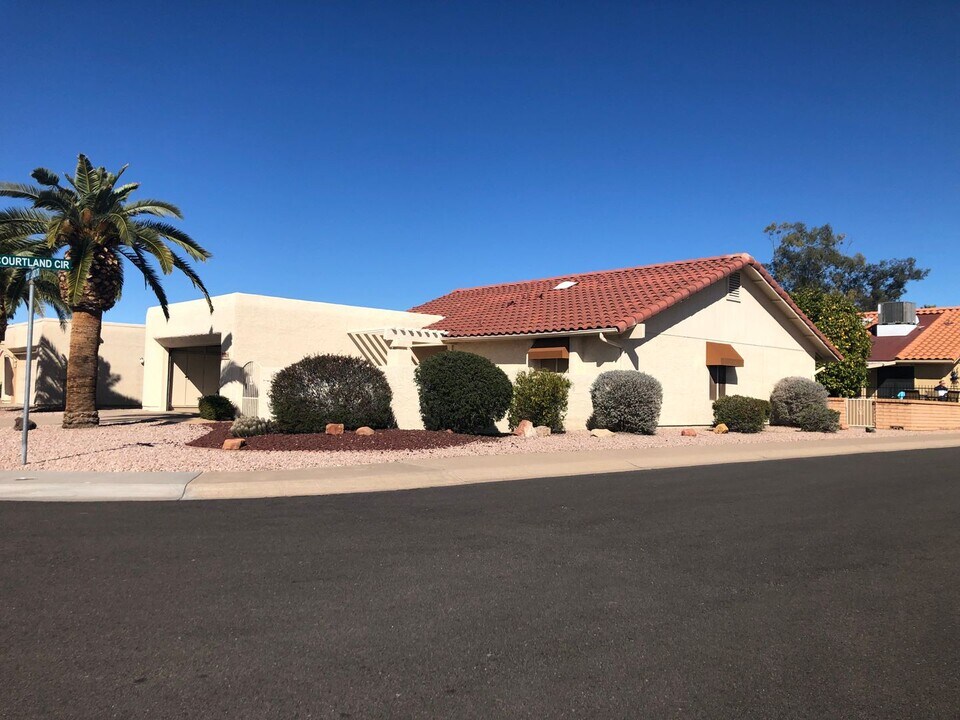 1442 Leisure World in Mesa, AZ - Building Photo
