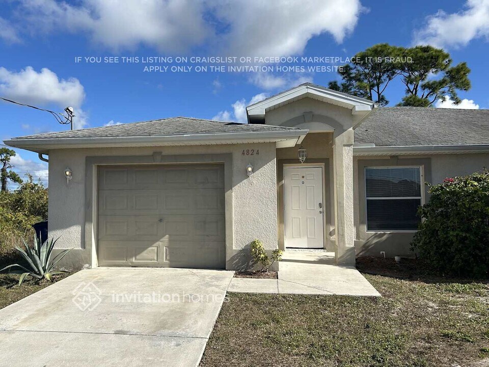 4824 Leonard Blvd S in Lehigh Acres, FL - Foto de edificio
