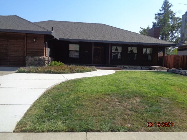 property at 960 Monique Way