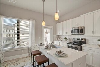2030 Main St NW in Atlanta, GA - Building Photo - Building Photo