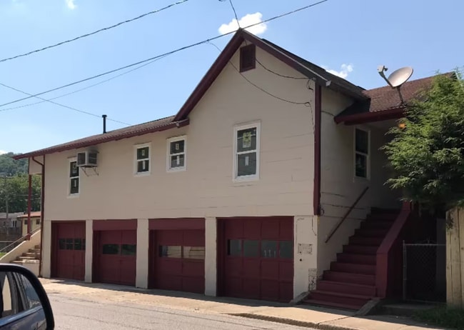 property at 304 Maywood Ave W