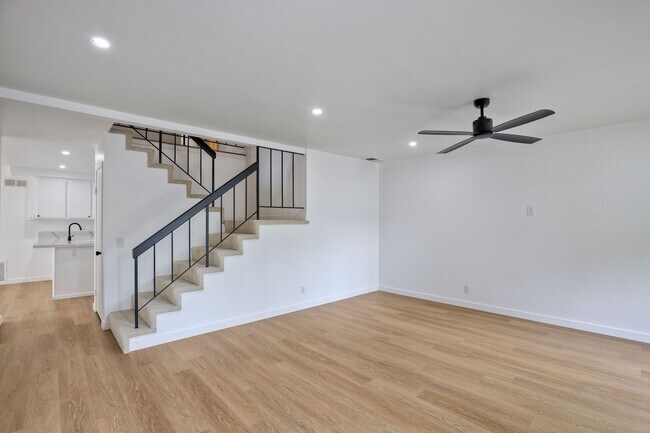 5260 Rimpark Ln in San Diego, CA - Building Photo - Building Photo