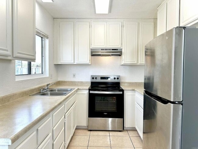 5377 Imperial Ave, Unit 3 in San Diego, CA - Building Photo - Building Photo