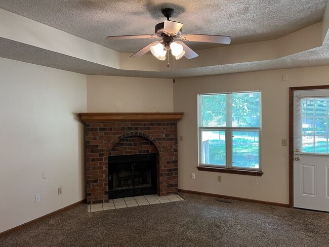 1435 E Berkeley St in Springfield, MO - Building Photo - Building Photo