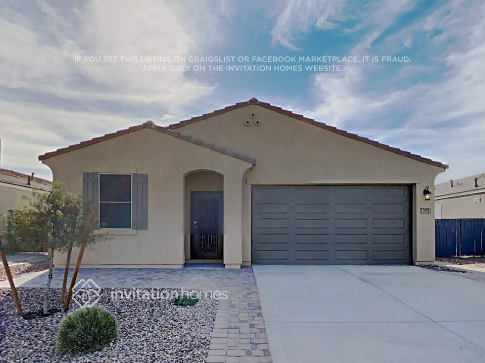 373 W Satinka Dr in Queen Creek, AZ - Building Photo
