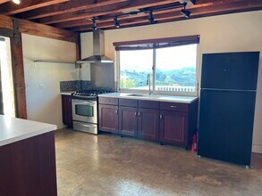 1435 Wild Acres Rd in Vista, CA - Building Photo - Building Photo