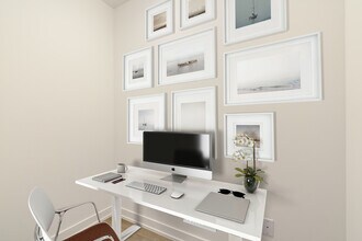 6 Red Squirrel Ln. in Richmond Hill, ON - Building Photo - Building Photo