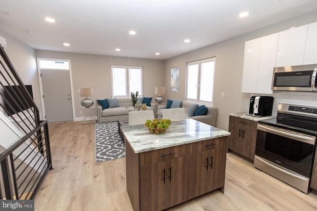 2417 N Hancock St in Philadelphia, PA - Building Photo - Building Photo