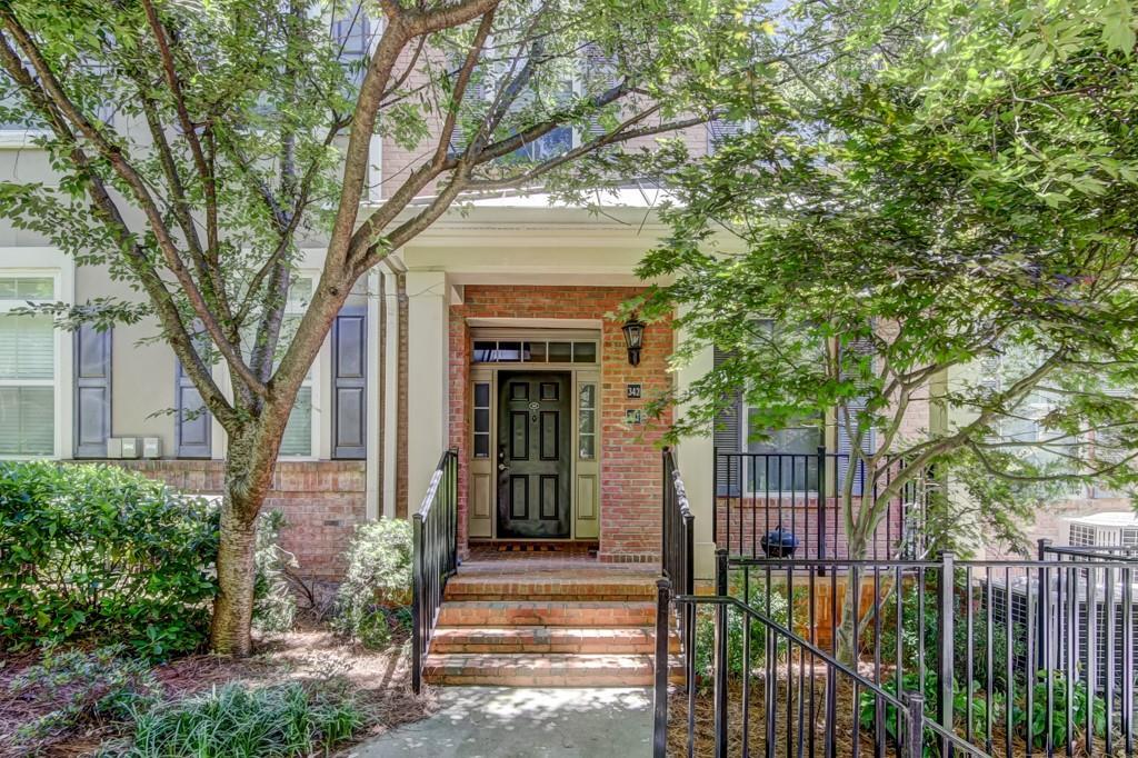 342 Perimeter Walk in Dunwoody, GA - Building Photo