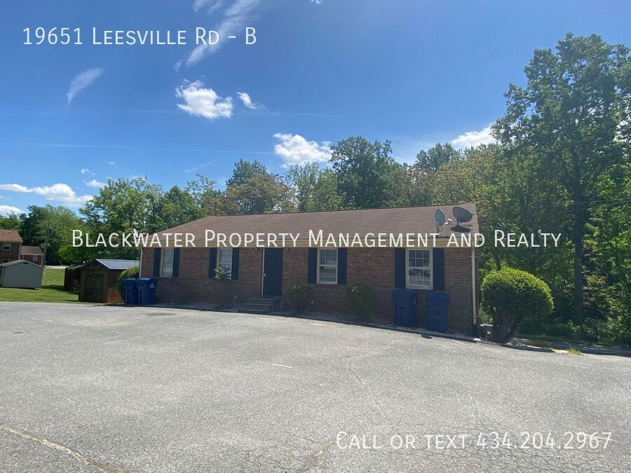 19651 Leesville Rd in Lynchburg, VA - Building Photo