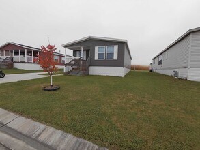 2215 Peregrine Ave NW in Stewartville, MN - Building Photo - Building Photo
