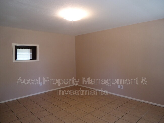 2401 Gumwood Ave in McAllen, TX - Building Photo - Building Photo