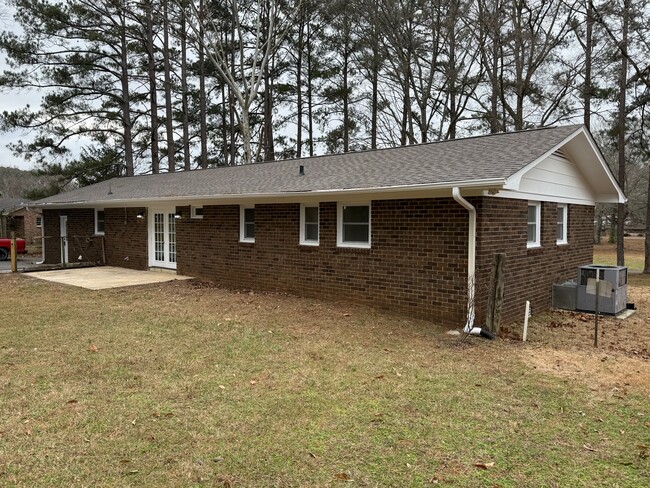 204 Orchard Ln in Winchester, TN - Building Photo - Building Photo