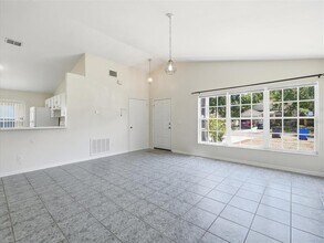 2480 Sagemont Dr in Brandon, FL - Building Photo - Building Photo