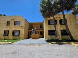536 NW 114th Ave in Miami, FL - Building Photo