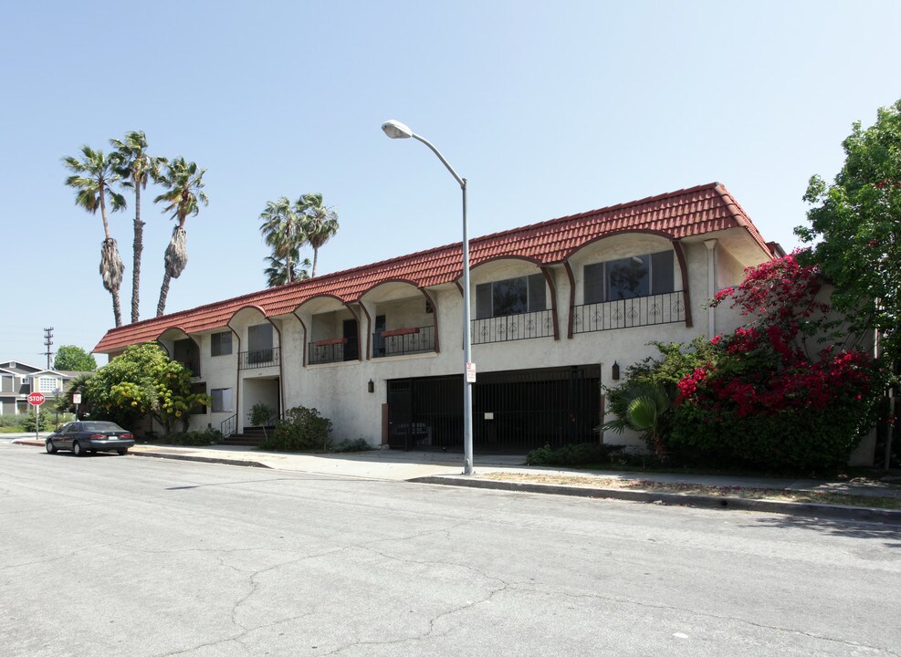 627 Geneva St in Glendale, CA - Foto de edificio