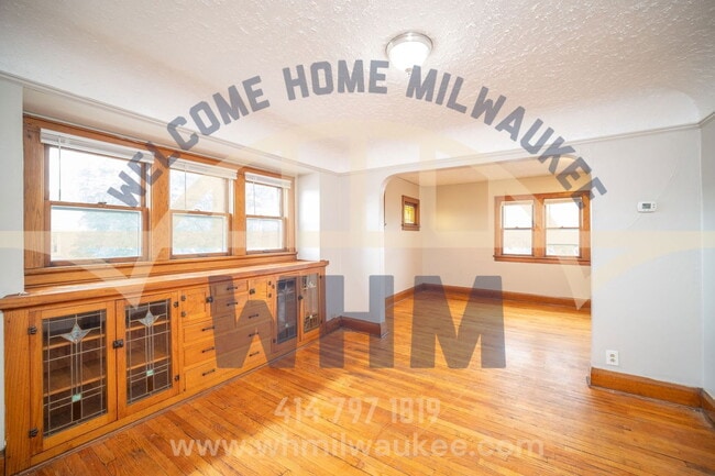 property at 2904 N 55th St