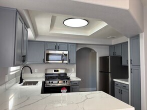 541 Indian Bluff St in Las Vegas, NV - Building Photo - Building Photo