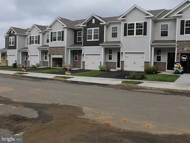 property at 5 Katherine Dr