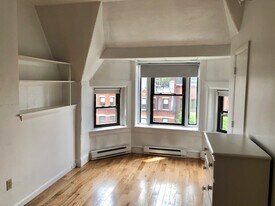 248 Newbury St, Unit 10 in Boston, MA - Building Photo
