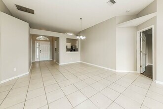 10609 Egret Haven Ln in Riverview, FL - Building Photo - Building Photo