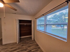 19645 SW Lark Dr in Dunnellon, FL - Building Photo - Building Photo