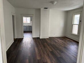 402 Eastern Ave in Newark, OH - Building Photo - Building Photo