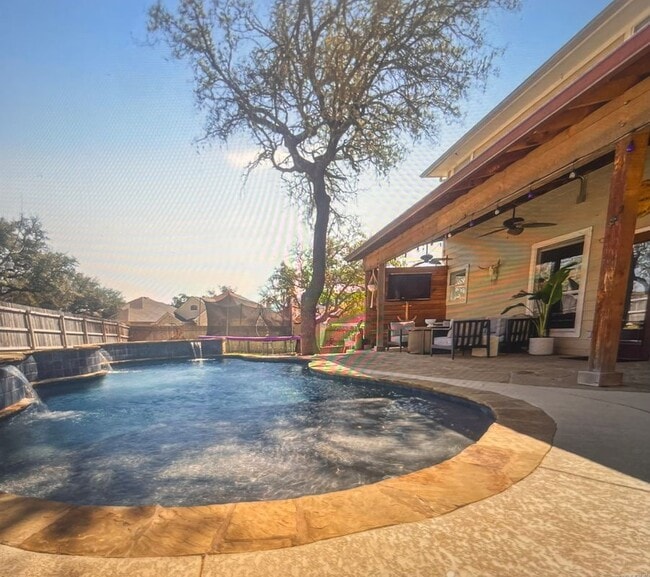 26002 Meadowlark Bay in San Antonio, TX - Building Photo - Building Photo