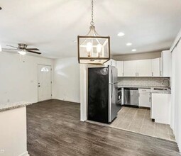 1920 Grange Dr SE in Atlanta, GA - Building Photo - Interior Photo