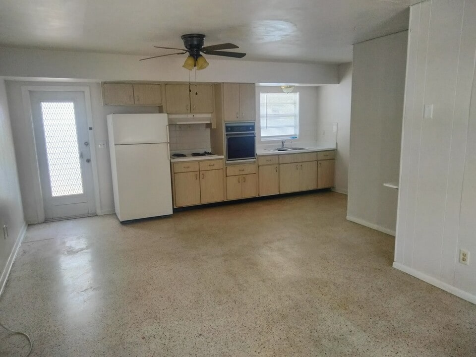 1540 Pasadena Dr, Unit 7 in Dunedin, FL - Foto de edificio