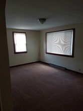 500 S Depeyster St in Kent, OH - Building Photo - Building Photo