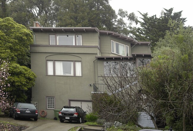 1035 Euclid Ave in Berkeley, CA - Building Photo - Building Photo