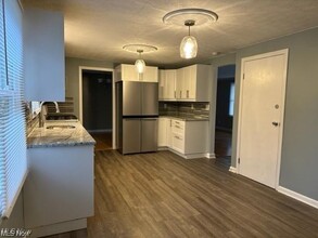 1674 Beckwith Dr in Hudson, OH - Building Photo - Building Photo