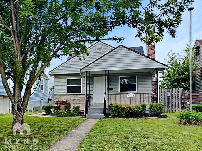 property at 853 S Hague Ave