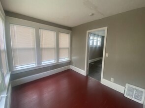 2511 N Logan Ave in Minneapolis, MN - Building Photo - Building Photo
