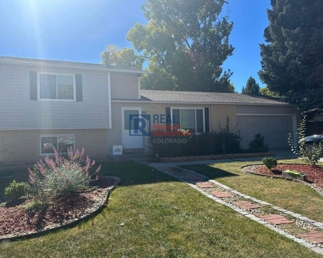 property at 831 Winchester Dr