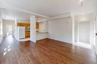 401 Cranberry St in Erie, PA - Building Photo - Building Photo