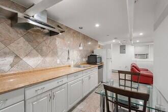 407A Broadway, Unit B in Cambridge, MA - Building Photo - Building Photo