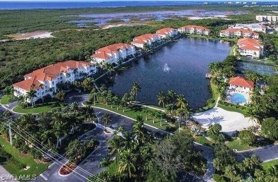 20011 Sanibel View Cir, Unit 201 in Ft. Myers, FL - Building Photo