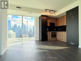 280 Dundas St W in Toronto, ON - Building Photo