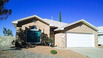 901 Las Aves Pl in El Paso, TX - Building Photo