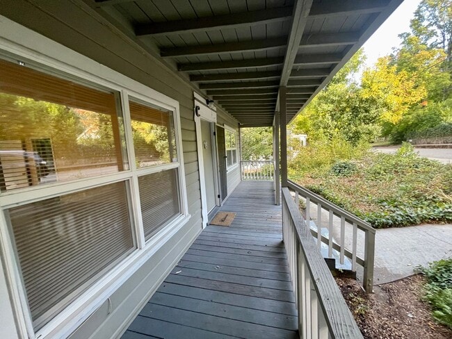 132 Race St in Grass Valley, CA - Building Photo - Building Photo