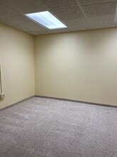 115 E Broadway St in Stafford, KS - Building Photo - Building Photo