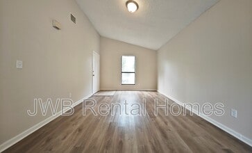 5524 Commerce St in Jacksonville, FL - Building Photo - Building Photo