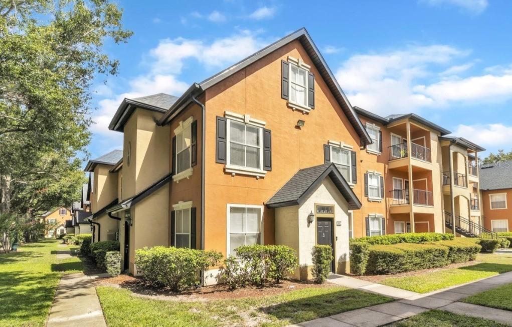 5961 Westgate Dr in Orlando, FL - Building Photo