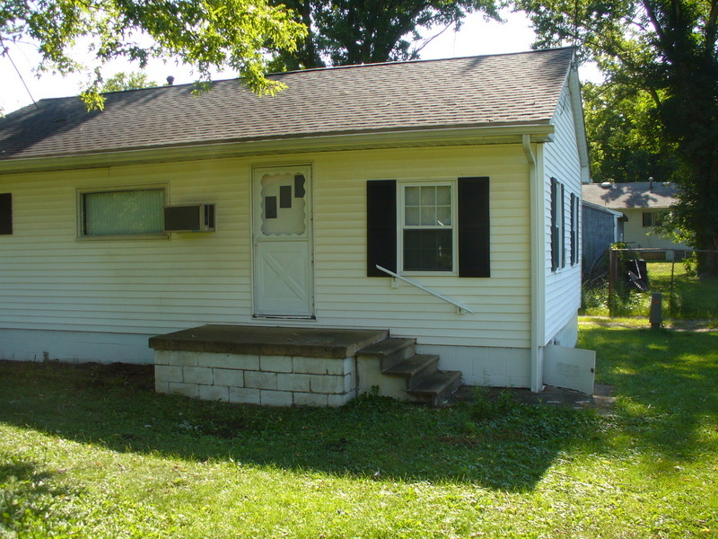 222 E Fay Ave, Unit 1307 in Marietta, OH - Building Photo