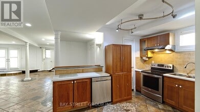 231 SHAFTSBURY Ave in Richmond Hill, ON - Building Photo - Building Photo