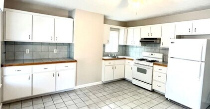 236 Princeton St in Boston, MA - Building Photo - Building Photo